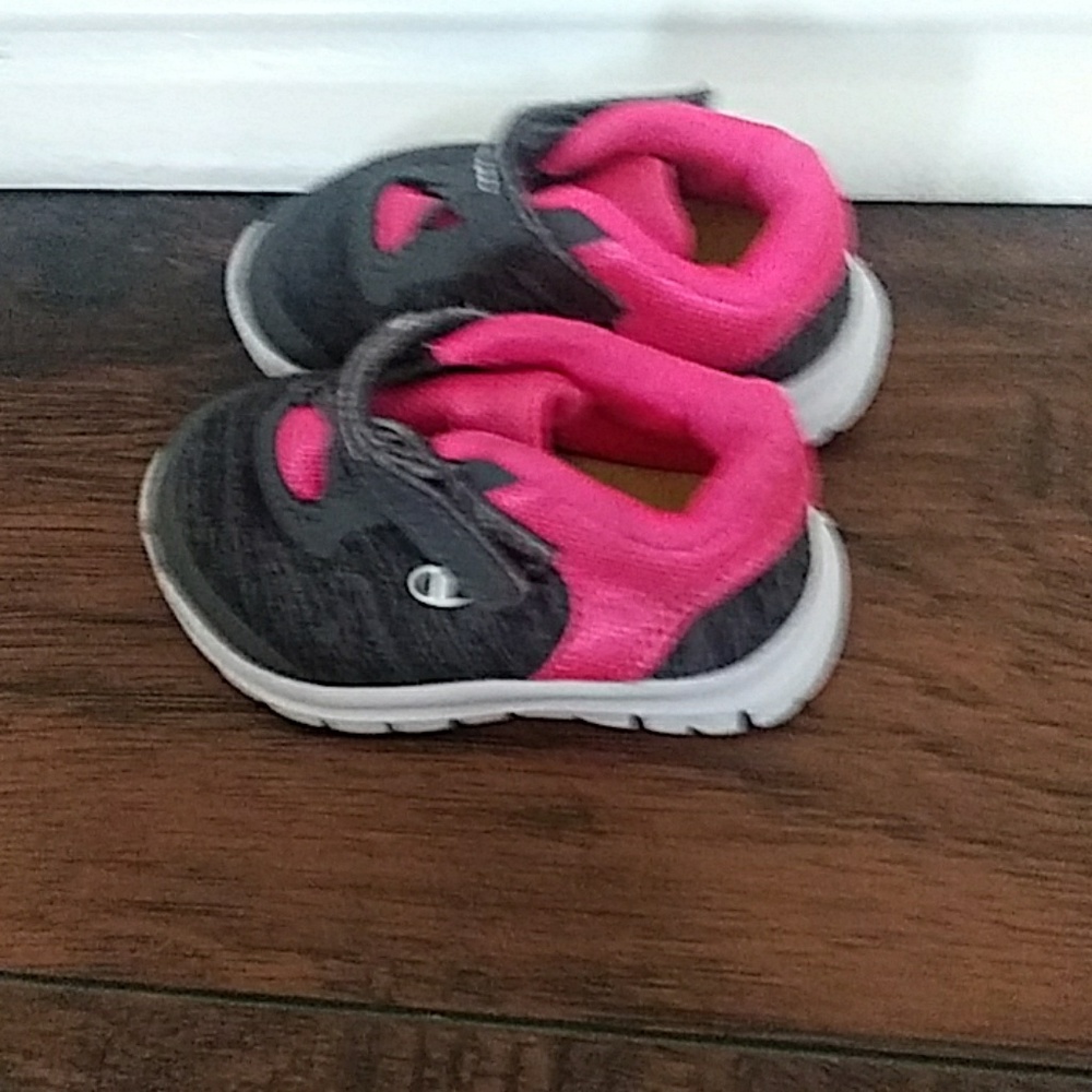 Shoes - Picture 2 of 3